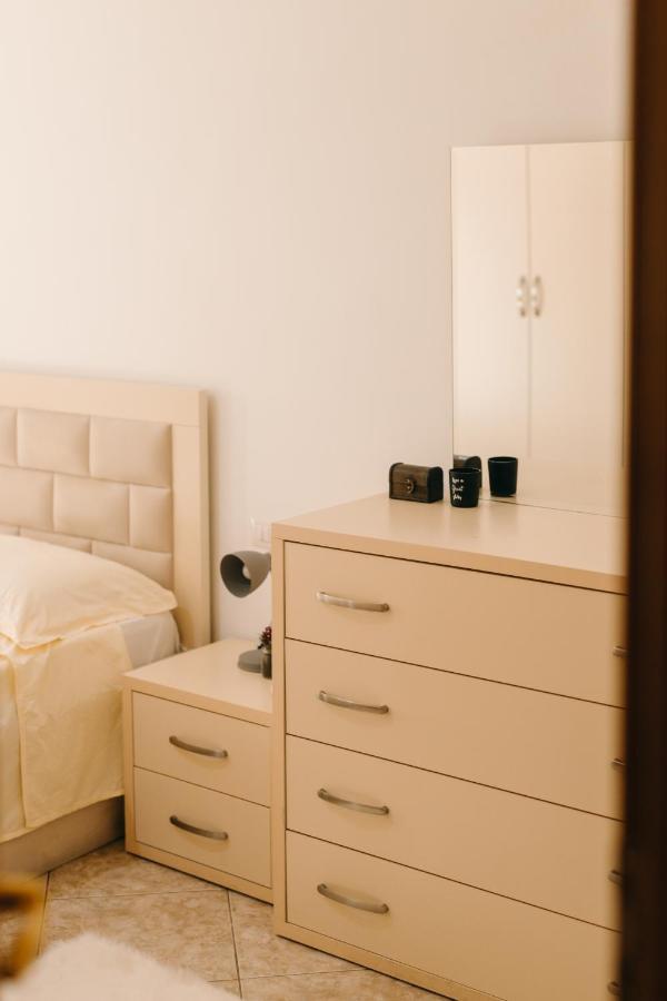 Rs Place 1-Bedroom Apartment Tirana Zewnętrze zdjęcie